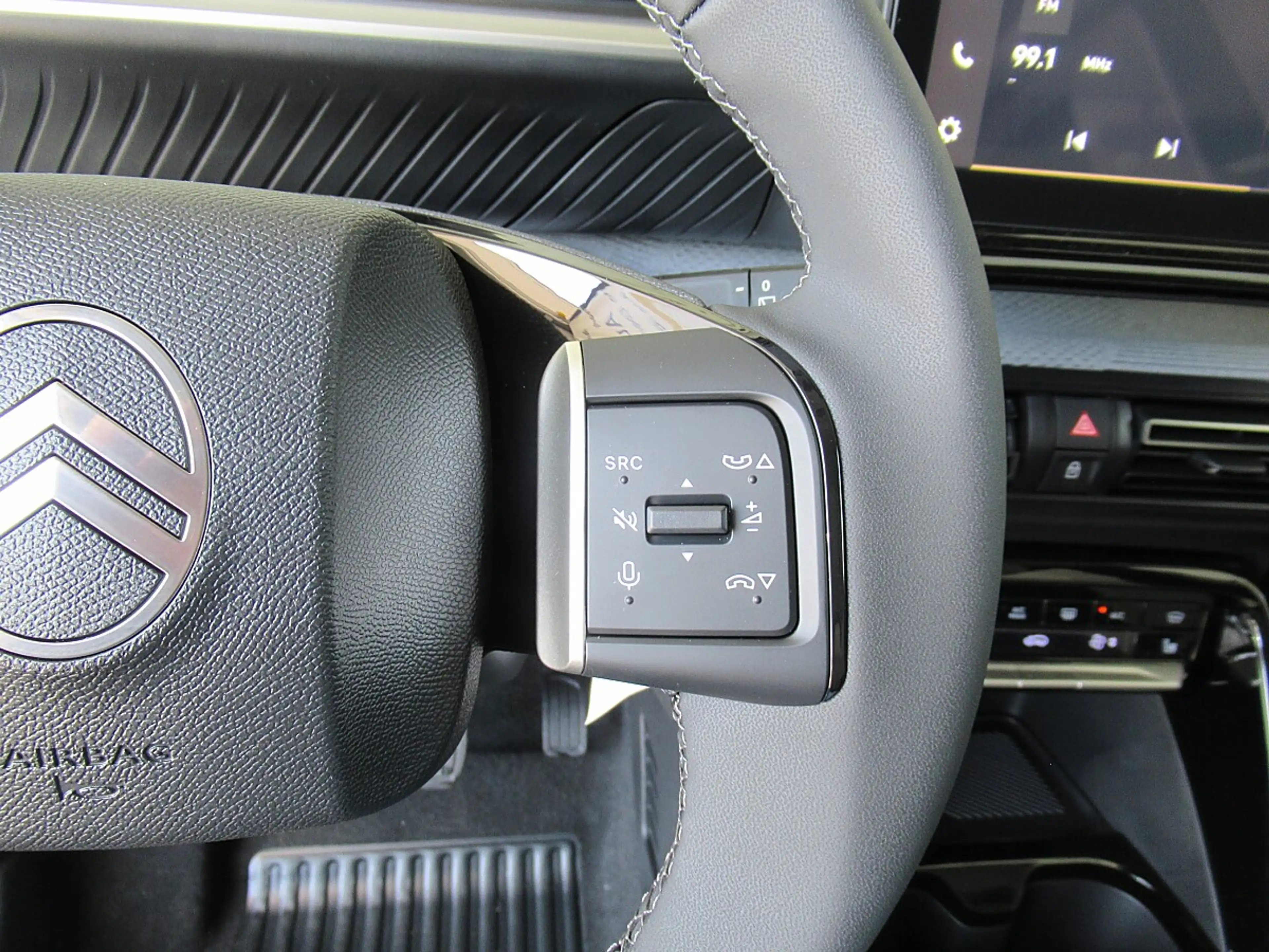 Citroen C3 Aircross Turbo 100 Plus *R-Kamera *LED *Tempomat *Sitzh... — photo 12