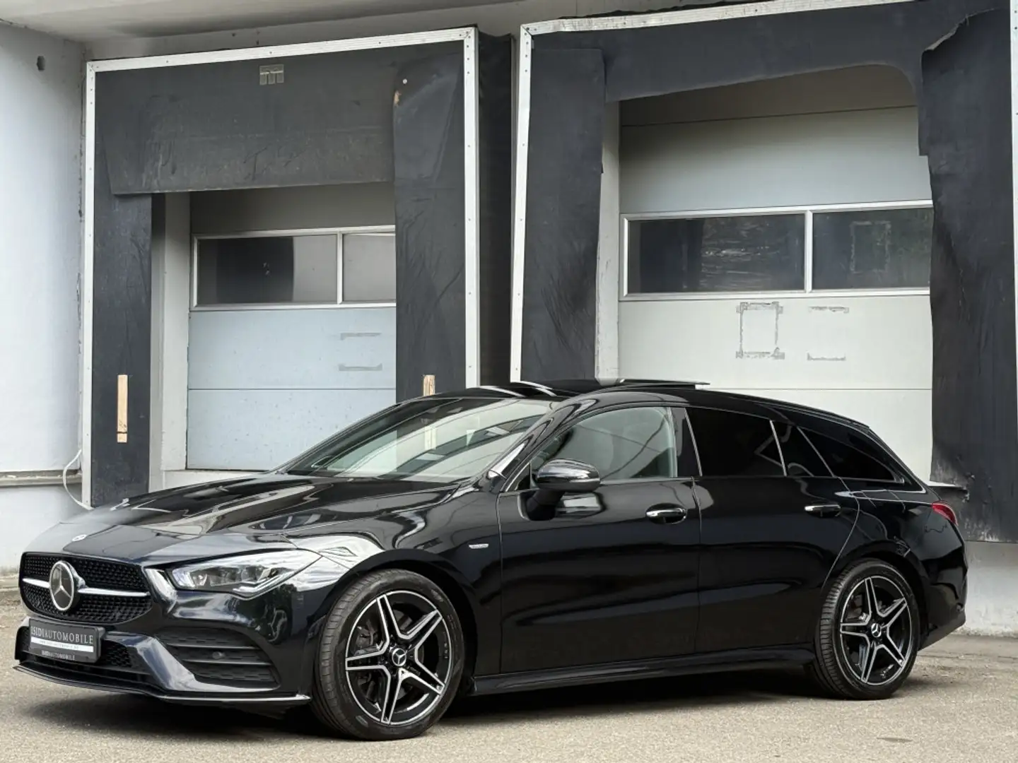Mercedes-Benz CLA 220 D AMG Editi.2020 LED Pano Negro - 2