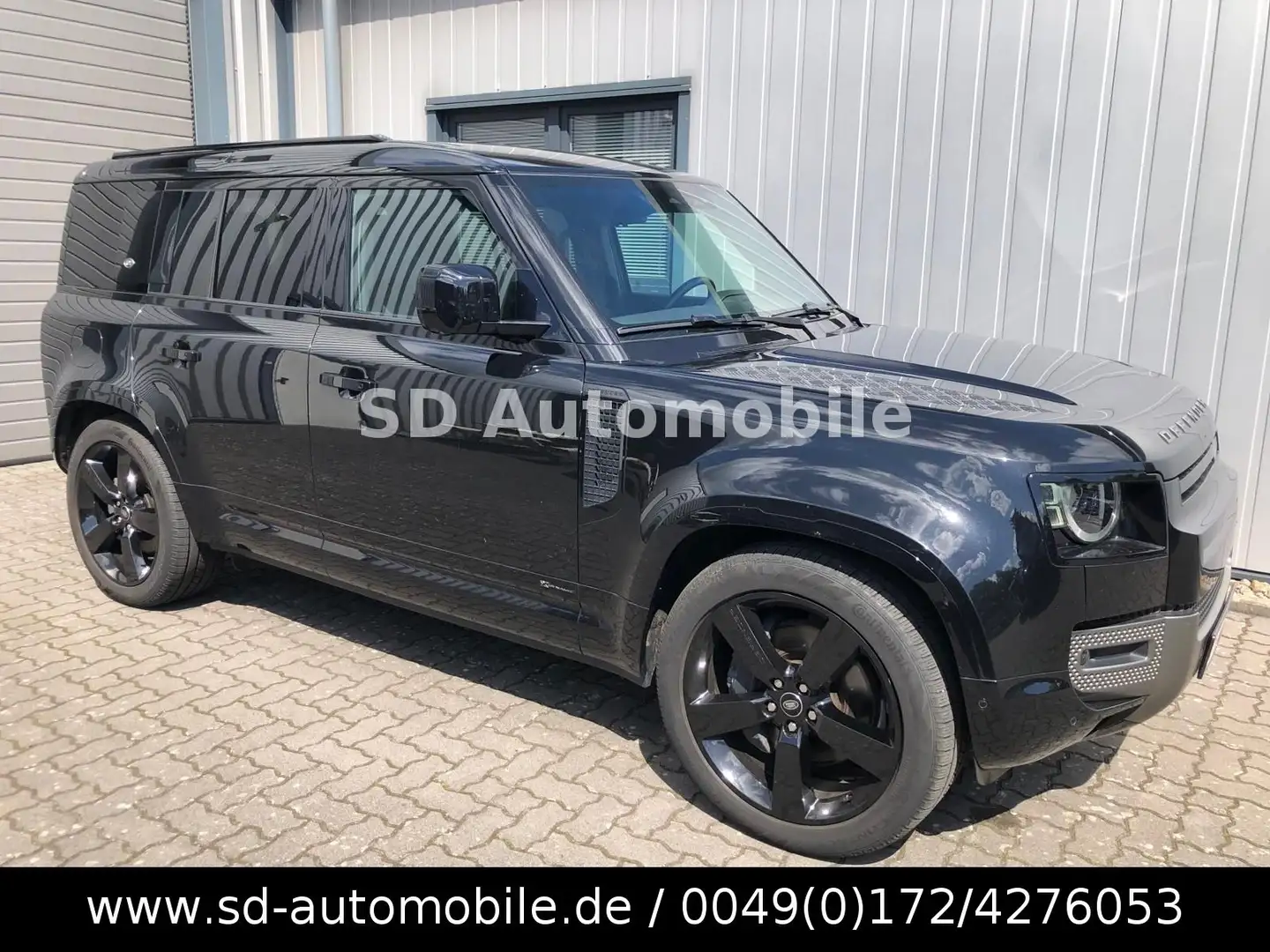 Land Rover Defender 110 X-Dynamic D300 HSE PANO+AHK+22"ZOLL Noir - 1