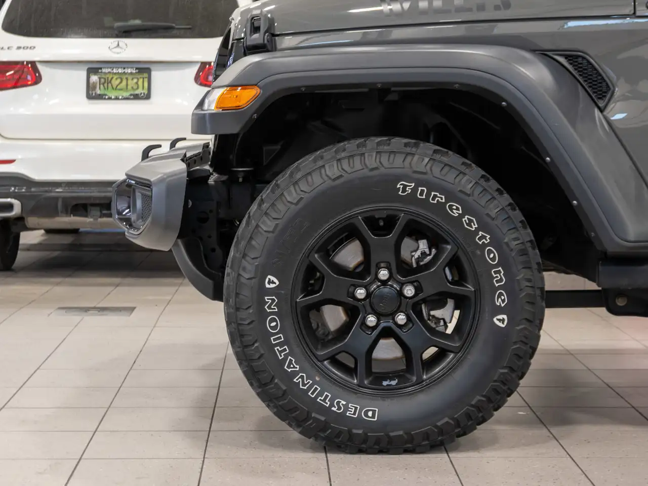 Jeep Wrangler снимка Jeep Wrangler