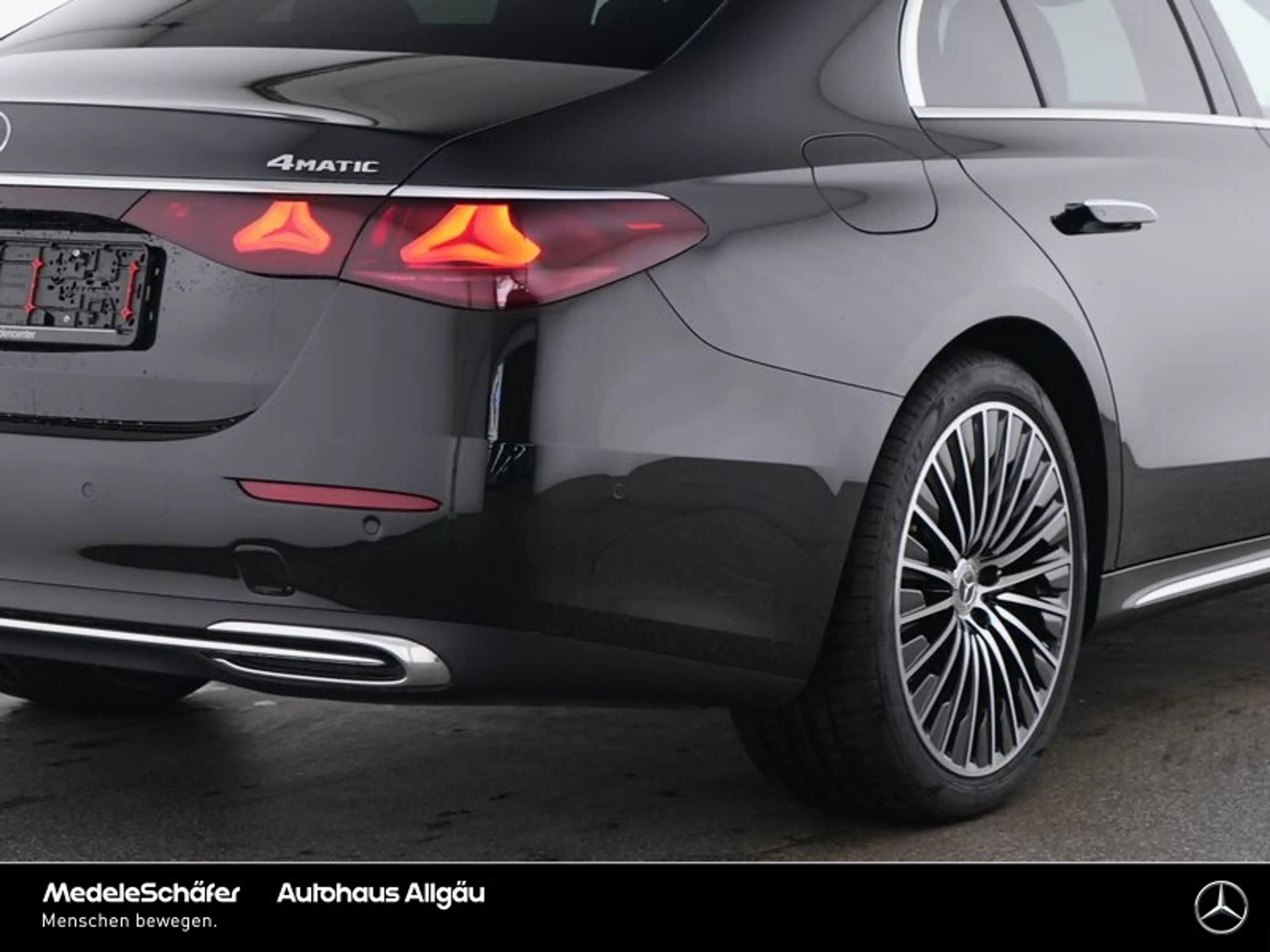 Mercedes-Benz E 450 E 450 d 4M EXCLUSIVE Premium 20" Fahr-Assi AHK — photo 9