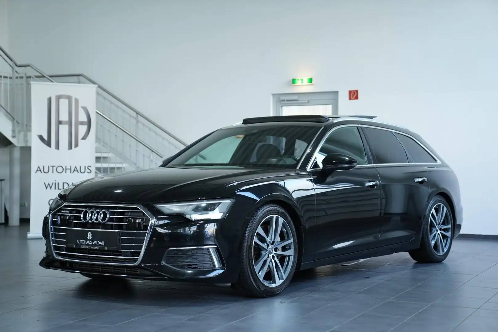 Audi A6 Avant 45 TDI quattro design *AHK*B&O*AMBIENT*LUFT* Noir - 2