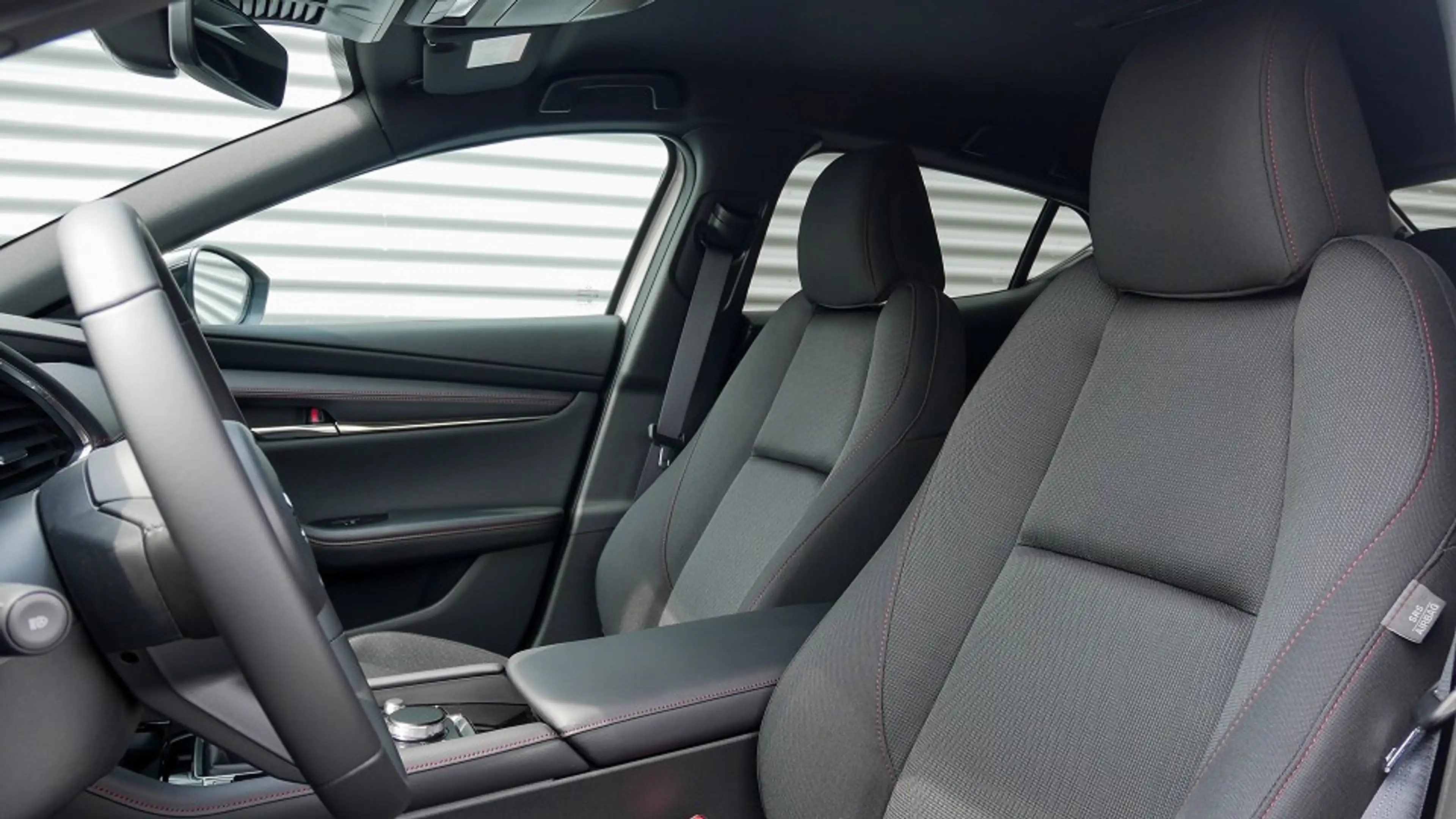 Mazda 3 e-SKYACTIV G 140 AT Homura — photo 12