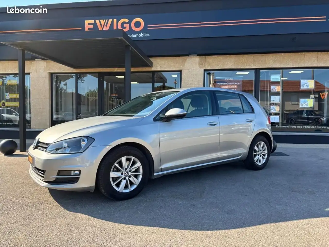Volkswagen Golf 1.6 TDI 110 BLUEMOTION