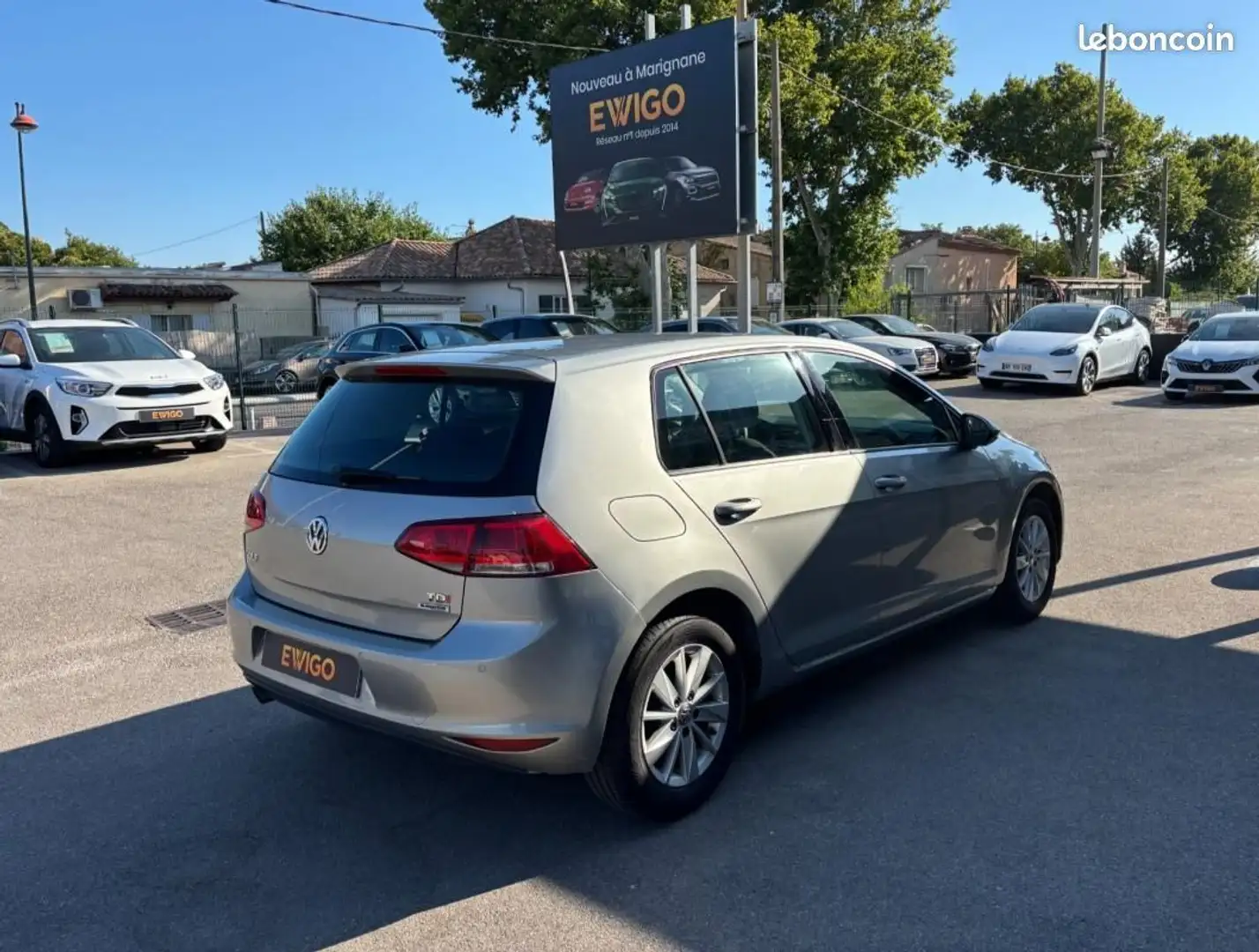 Volkswagen Golf 1.6 TDI 110 BLUEMOTION Gris - 2