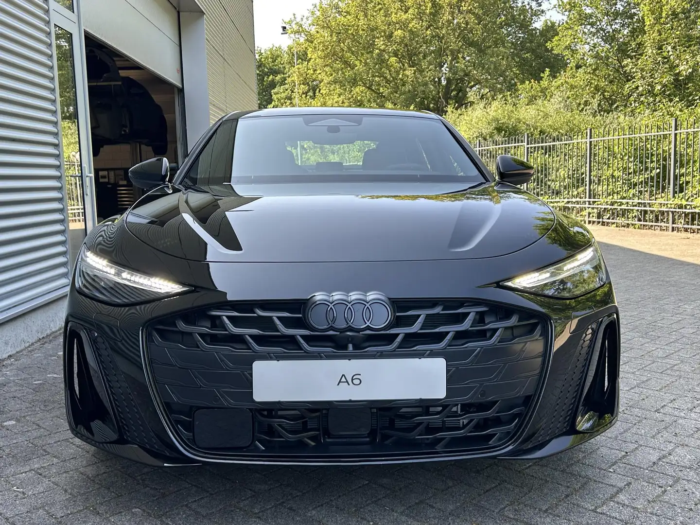 Audi A6 Limousine Pro Line 2.0 TFSI e 220 kW / 299 PK Limo Noir - 2