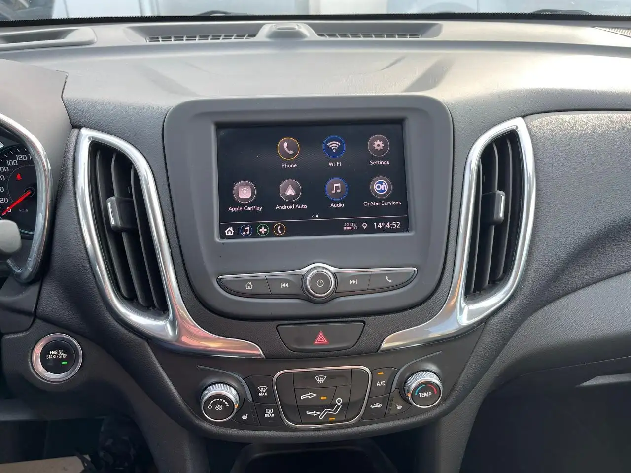Chevrolet Equinox снимка Chevrolet Equinox