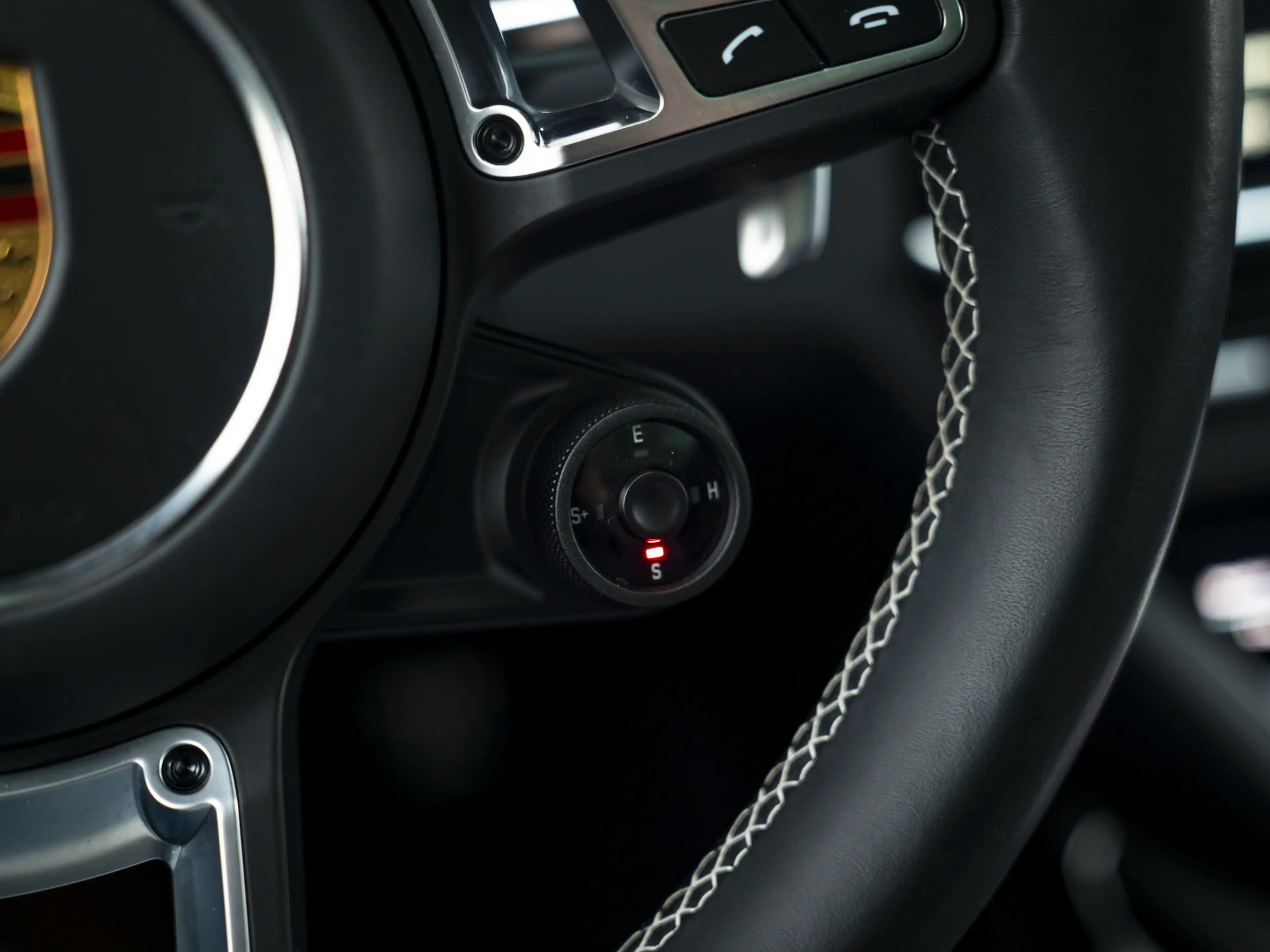 Porsche Cayenne Coupé 4.0 Turbo S E-Hybrid | PTS Oak Green | Keram — photo 44