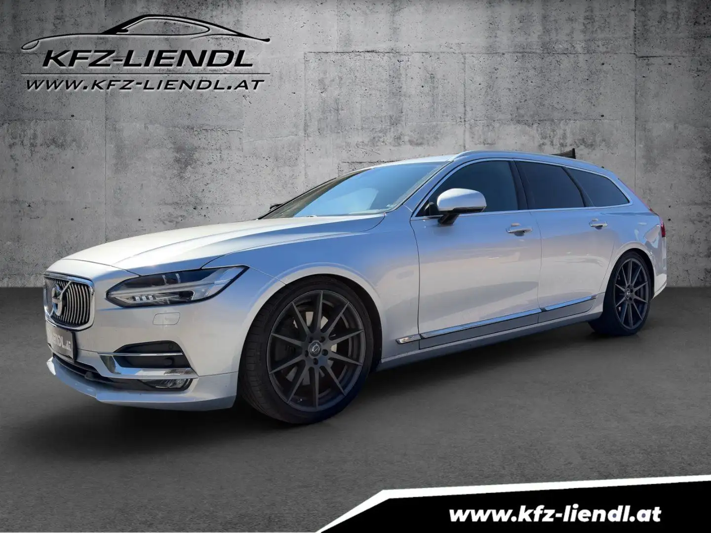 Volvo V90 V 90 D5 AWD DPF Inscription Silber - 1