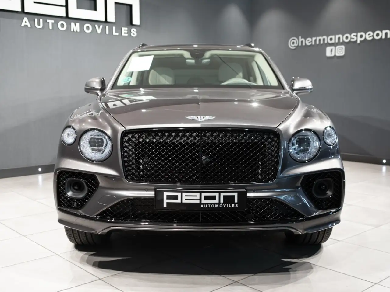 Bentley Bentayga 2022