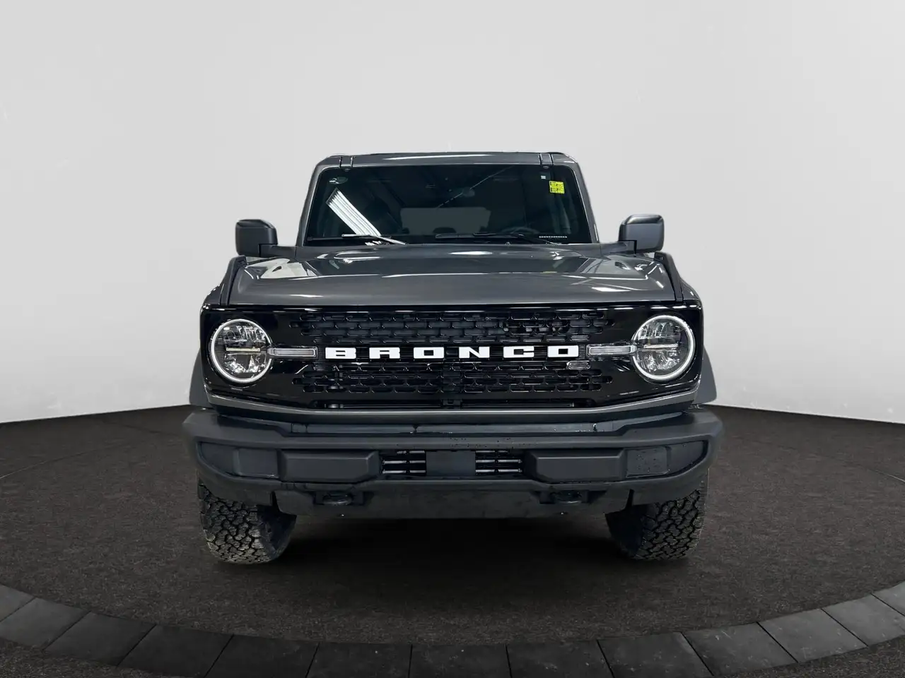 Ford Bronco снимка Ford Bronco