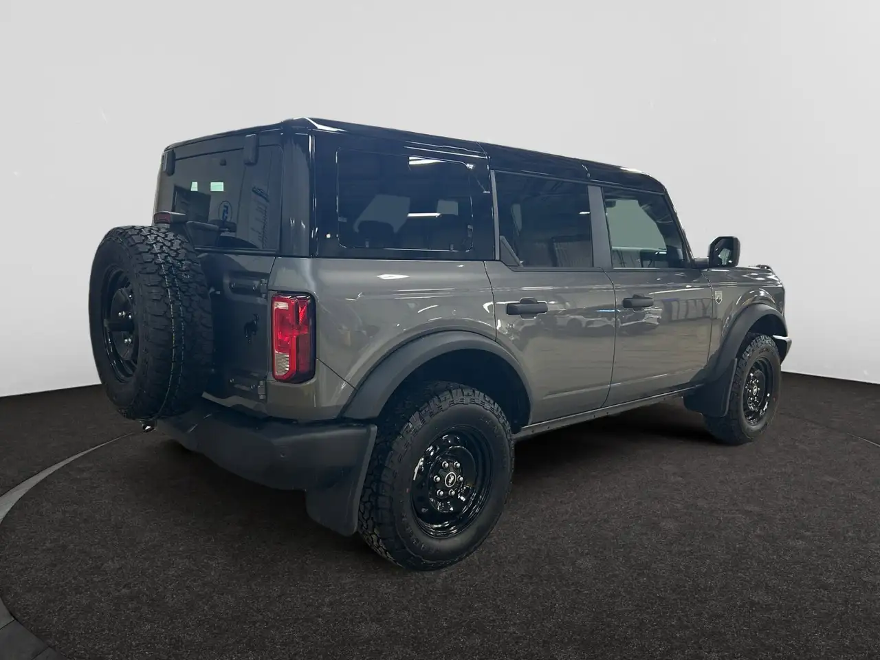 Ford Bronco снимка Ford Bronco