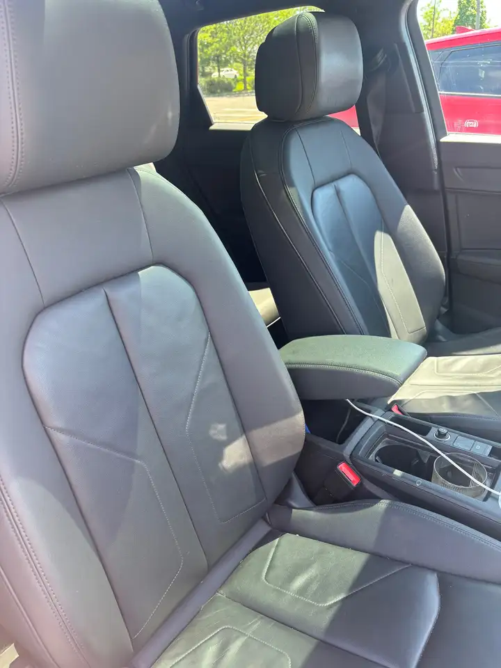 Audi Q3 снимка Audi Q3