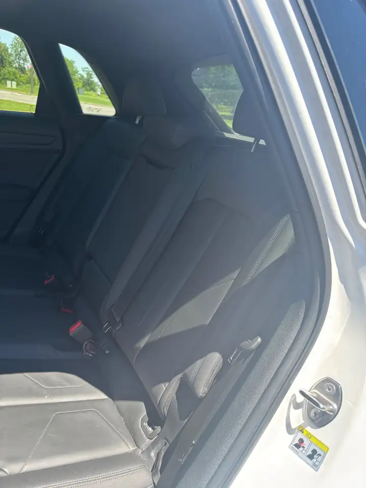 Audi Q3 снимка Audi Q3