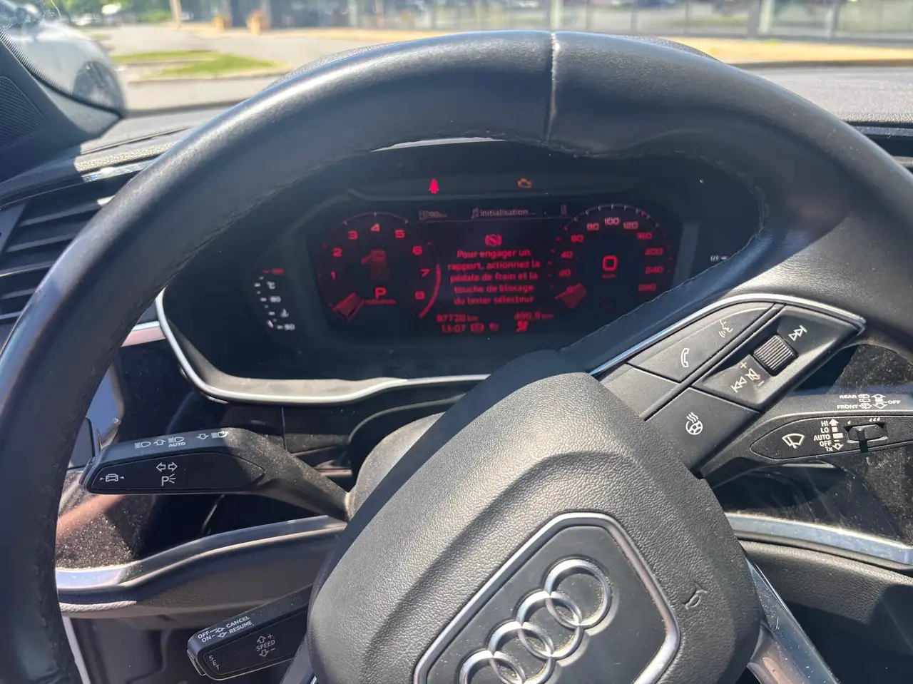 Audi Q3 снимка Audi Q3