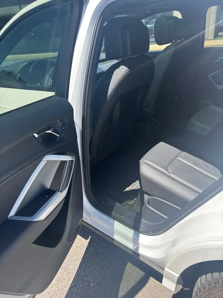Audi Q3 снимка Audi Q3