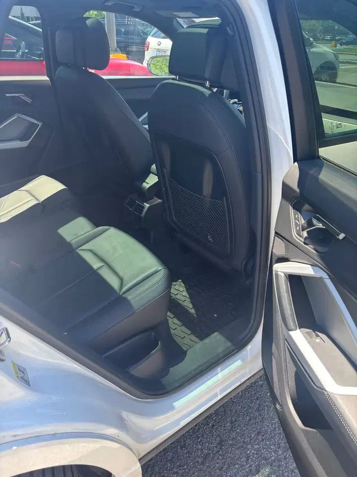 Audi Q3 снимка Audi Q3