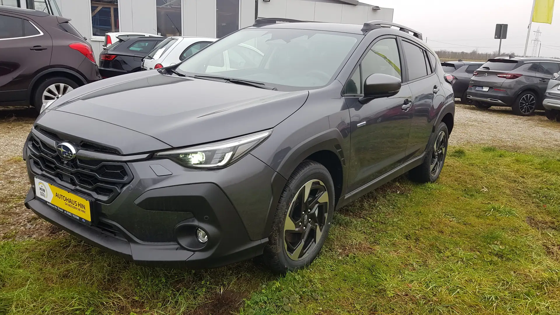 Subaru Crosstrek 2.0 ie Comfort -weitere 250 Fahrzeuge lieferbar- Grau - 1