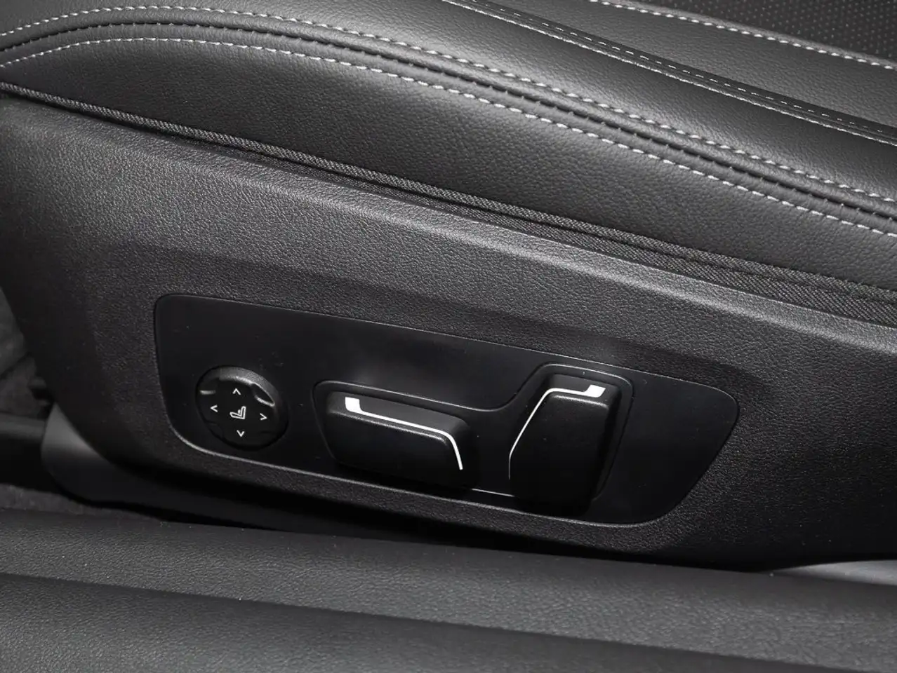 BMW 430 i xDrive Coupé M Sport NAVI LED Sound Syst. 11