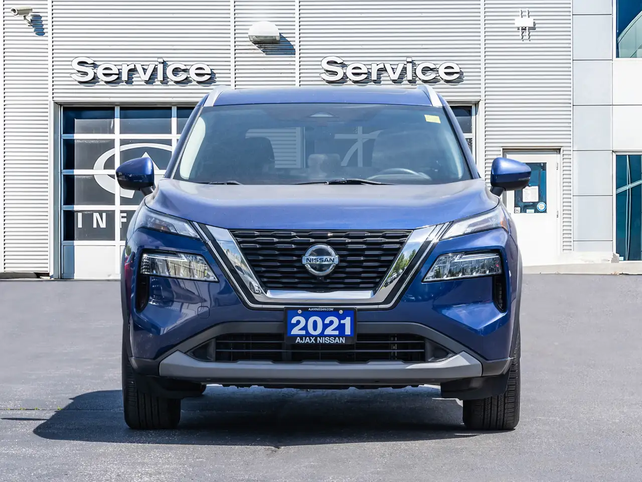 Nissan Rogue снимка Nissan Rogue