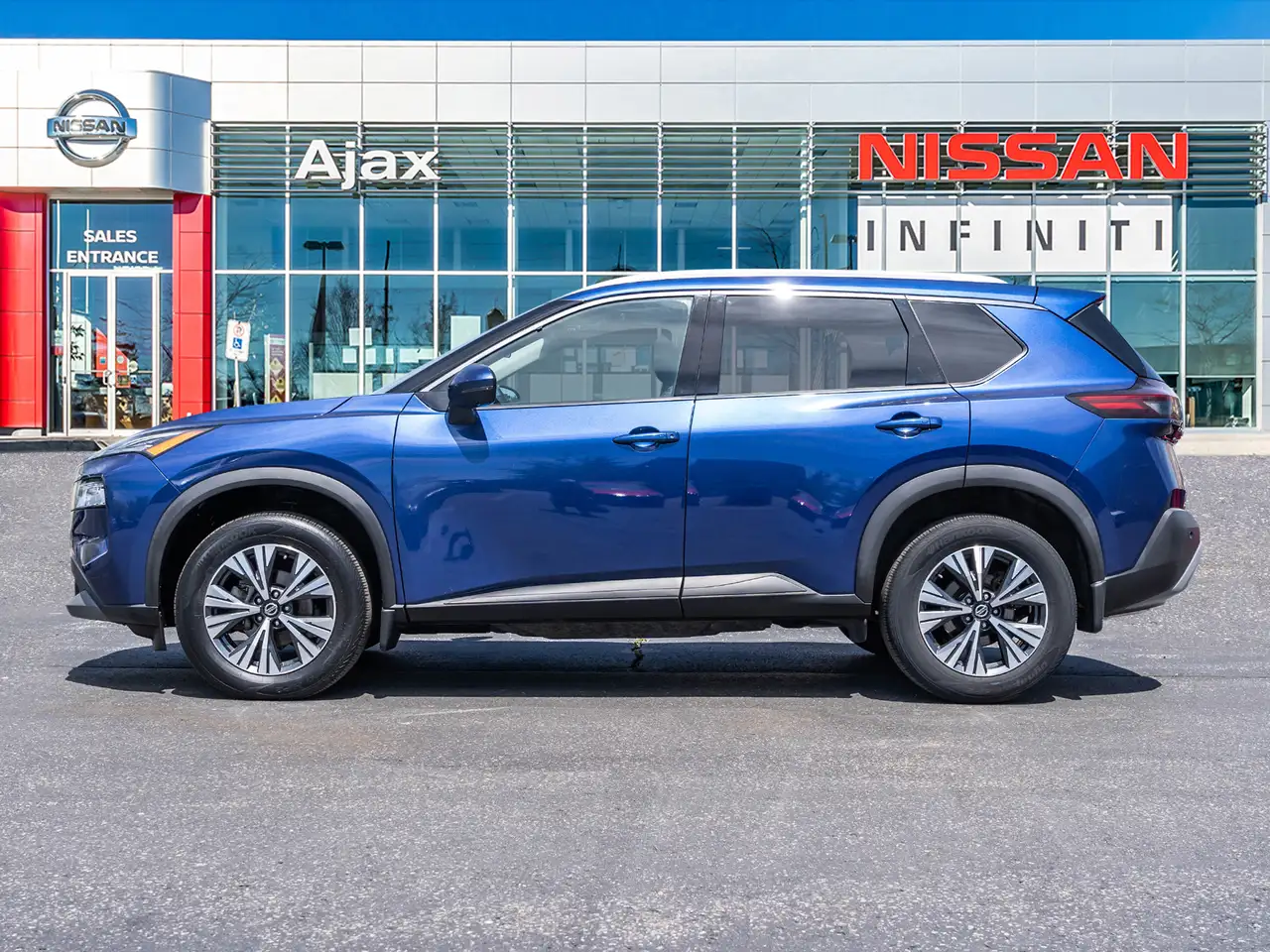 Nissan Rogue снимка Nissan Rogue