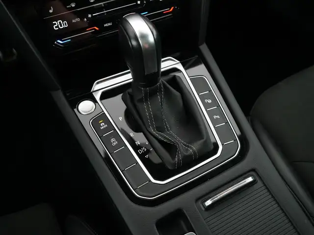 Volkswagen Arteon view 13
