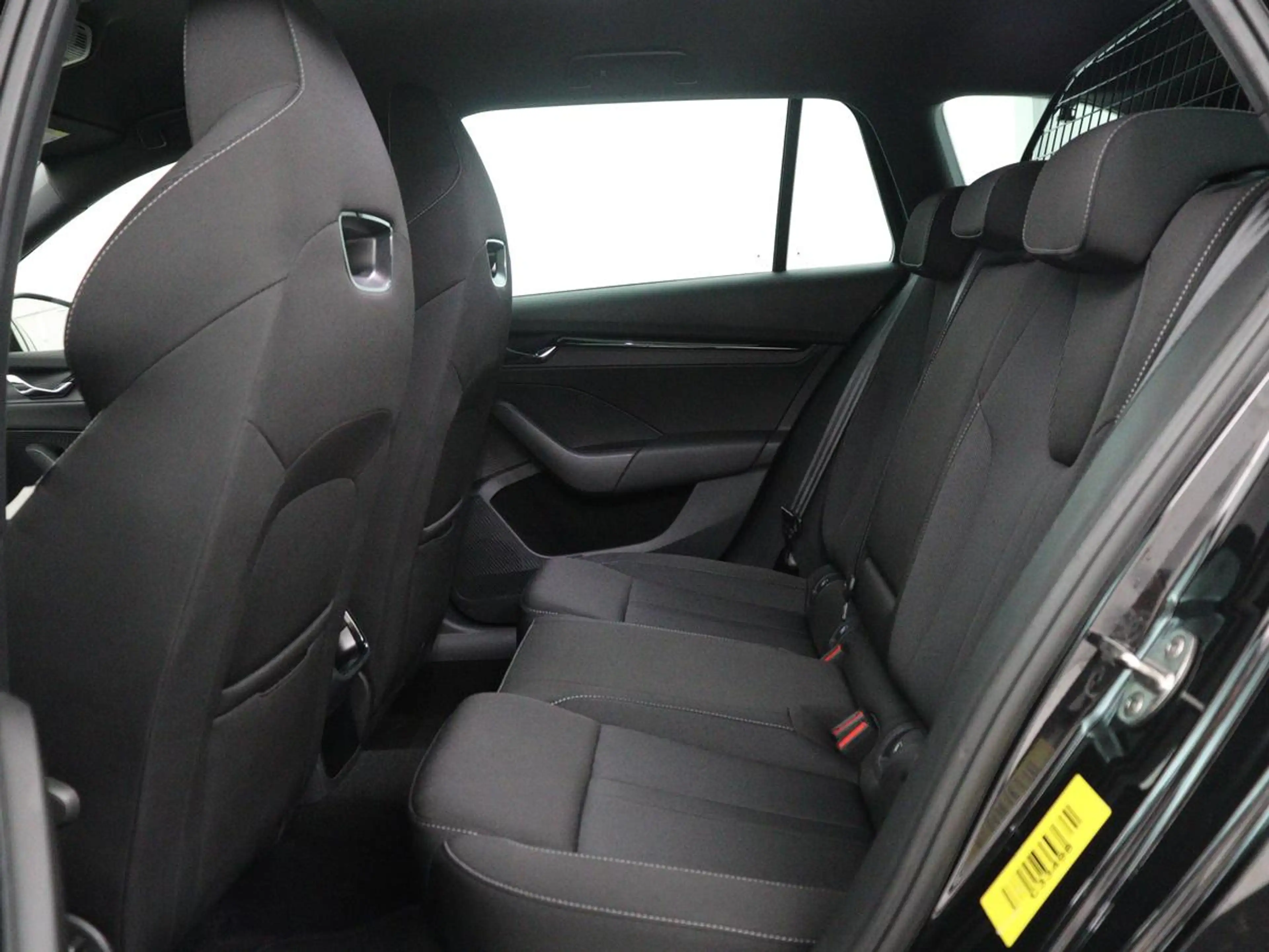 Skoda Octavia Combi1.5 e-TSI Sport Business | Stoelverwarming | — photo 6
