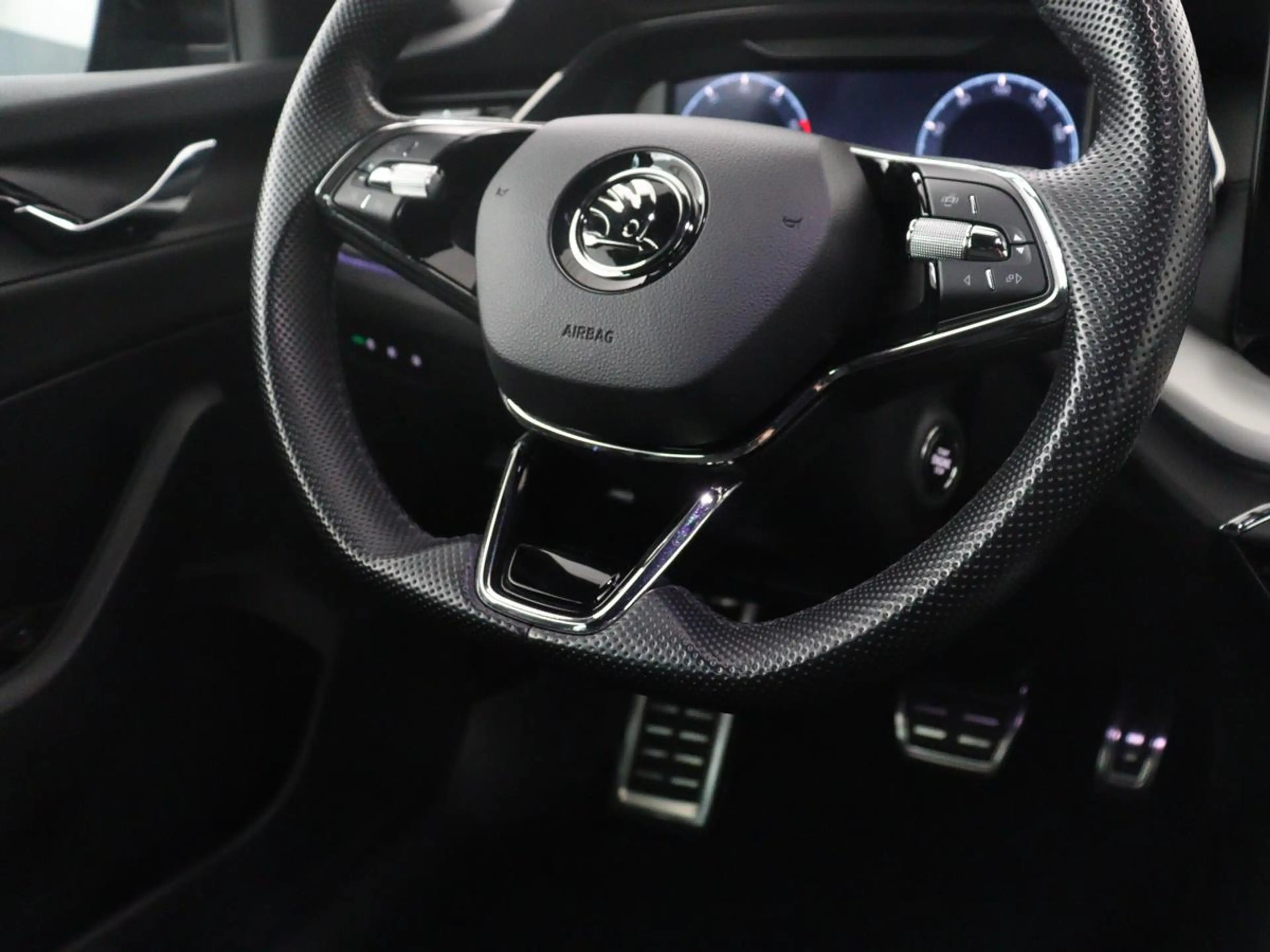 Skoda Octavia Combi1.5 e-TSI Sport Business | Stoelverwarming | — photo 8