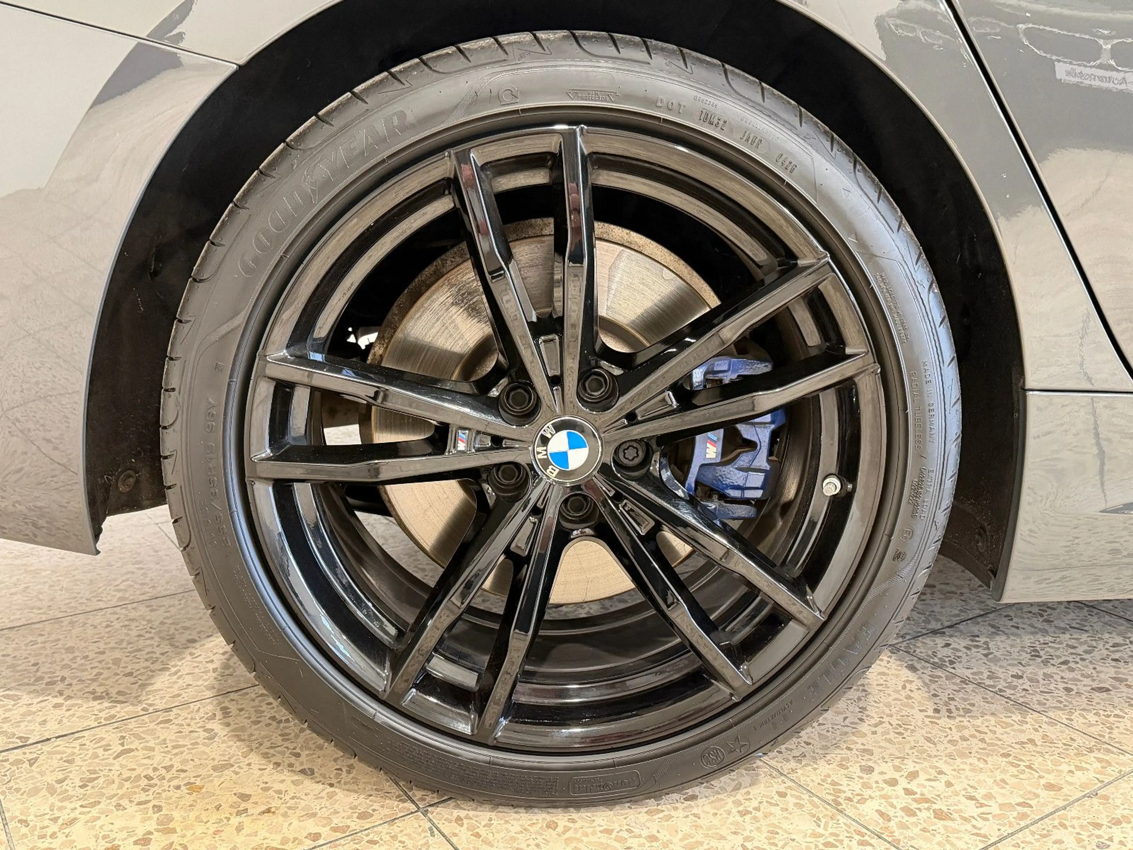 BMW 320 d xDrive Touring M Sport Head-Up*H&K*360°CAM — photo 22