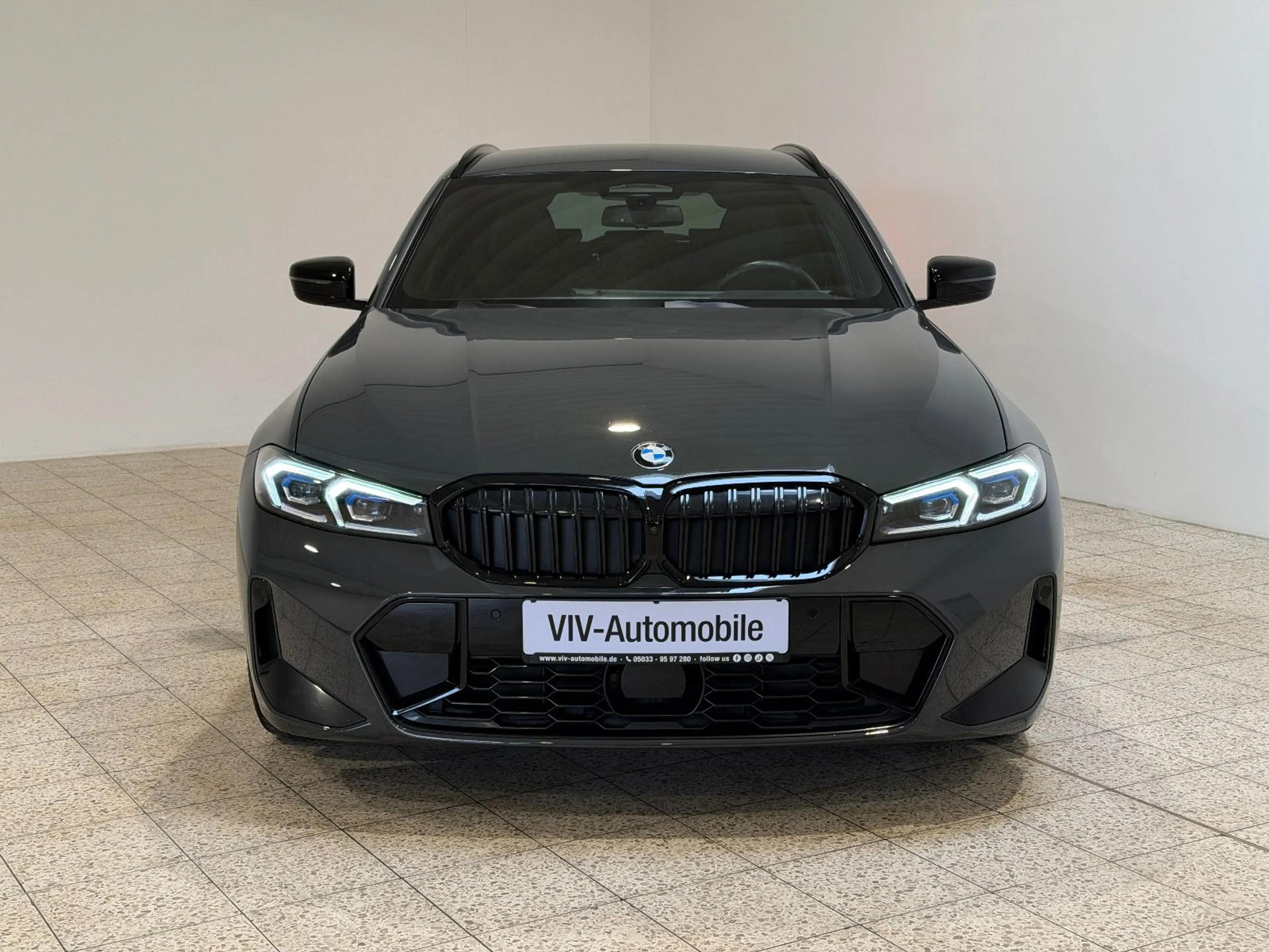 BMW 320 d xDrive Touring M Sport Head-Up*H&K*360°CAM — photo 2