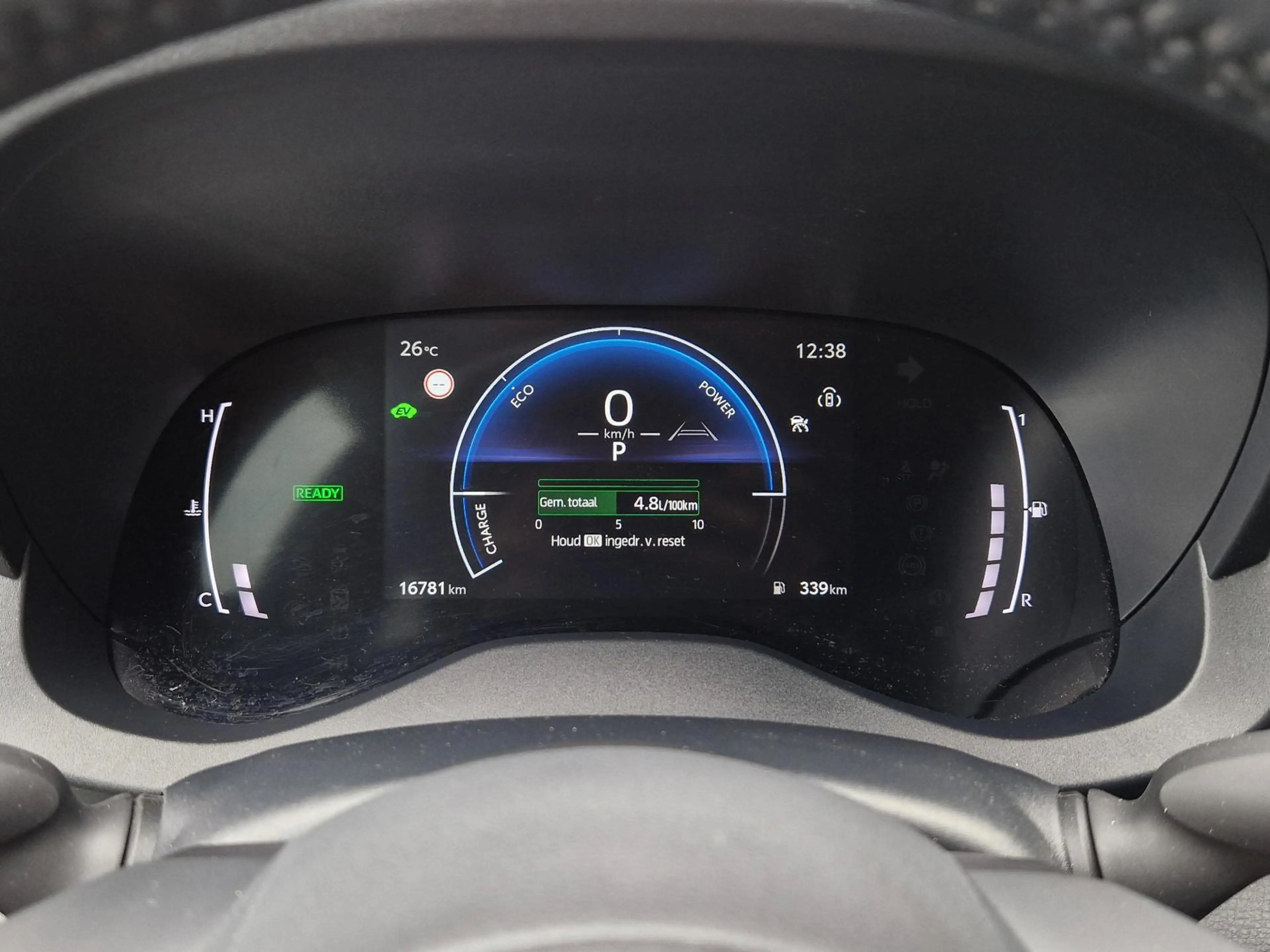 Toyota Yaris 1.5 116PK Benzine-Hybride / Carplay / Adaptieve cr — photo 11
