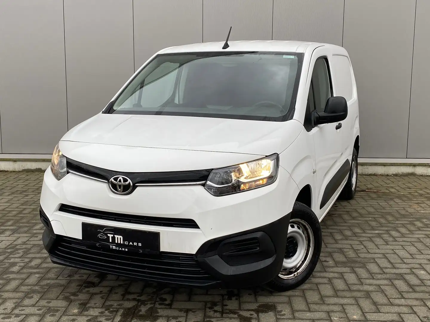 Toyota Proace City Verso 1.5 D-4D MPV Wit - 1