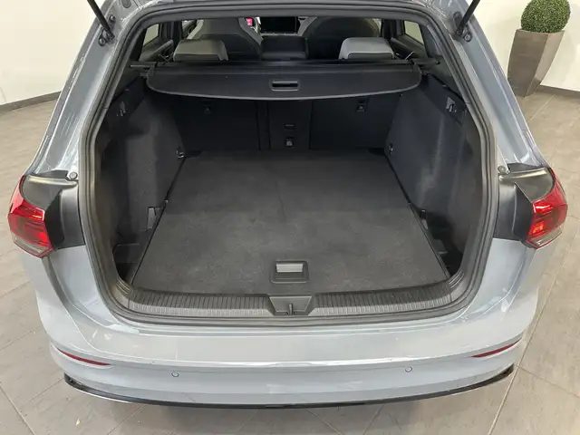 Volkswagen Golf view 6