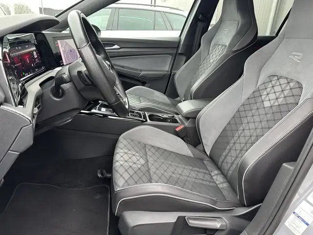 Volkswagen Golf view 8