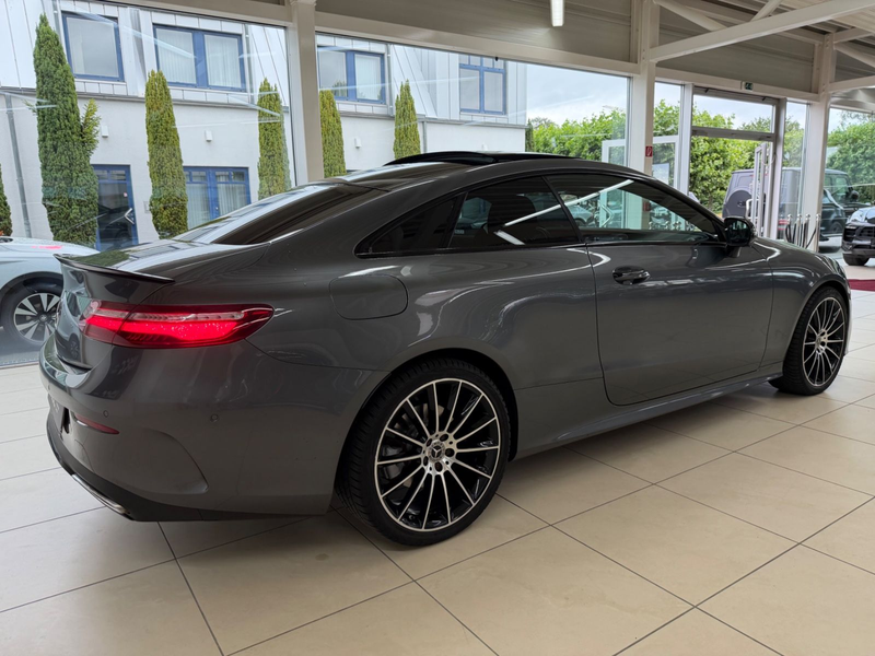 Mercedes-Benz E 350 d AMG Coupe Pano Burm Memory HUD Distr 360° — photo 6