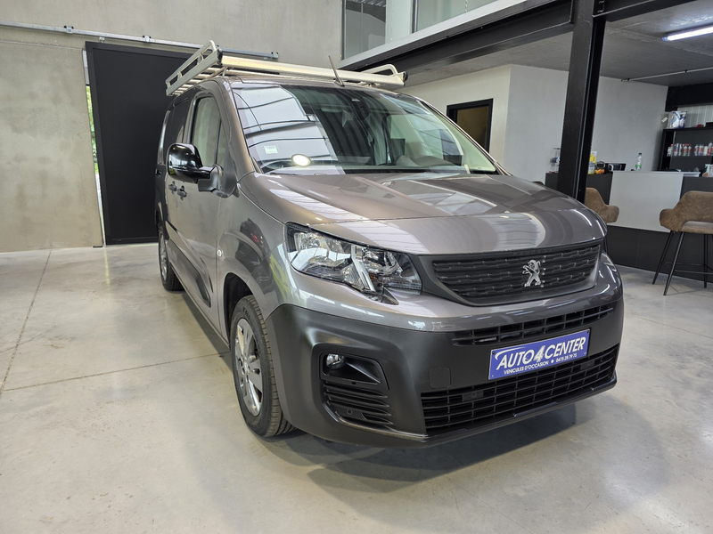 Peugeot Partner 1.5 BlueHDi Asphalt // 3 PLACES / GALLERIE / GARANTIE 1 AN // — photo 3