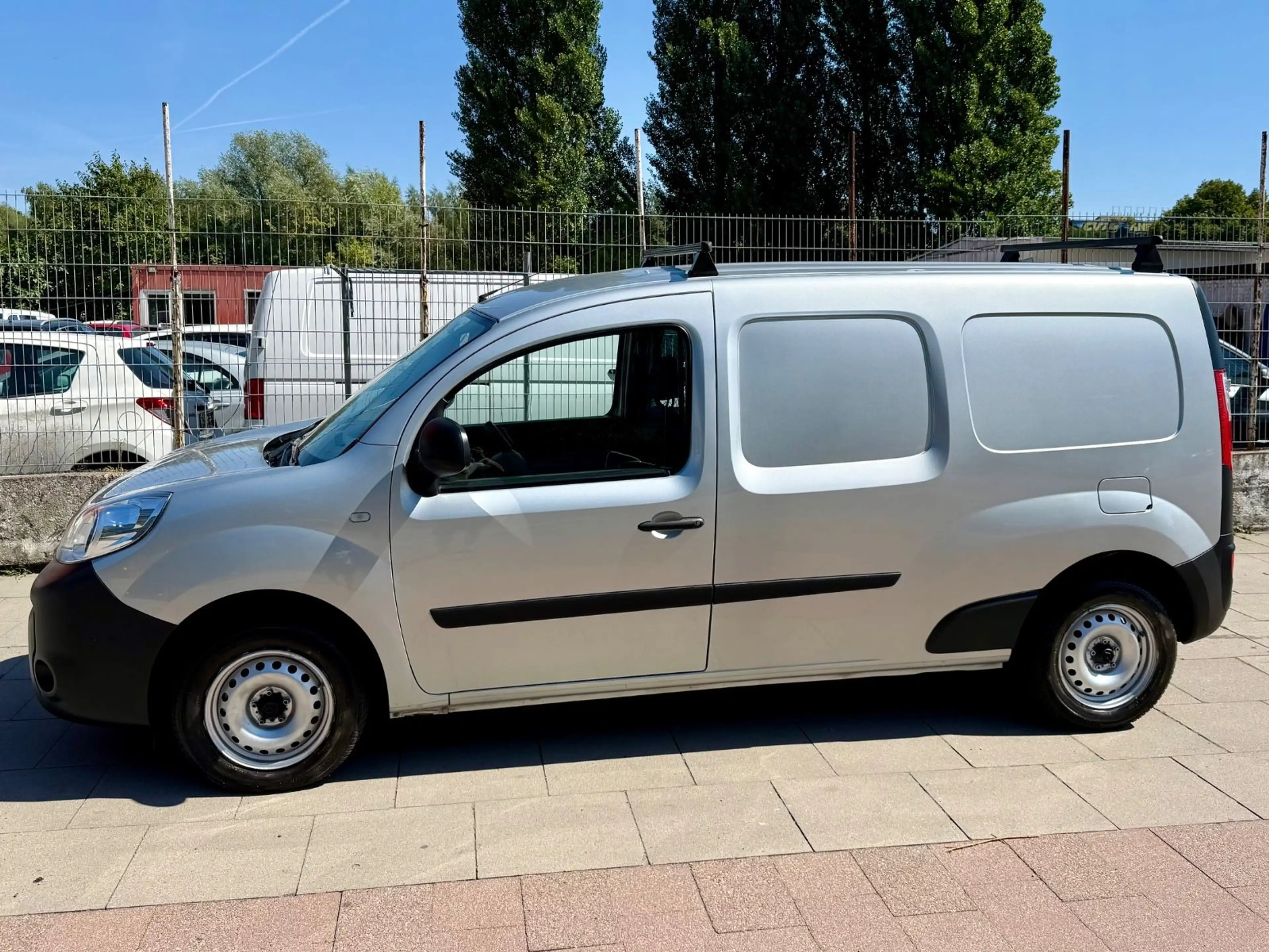 Renault Kangoo Rapid Maxi Extra * 1.HAND * TÜV NEU — photo 5