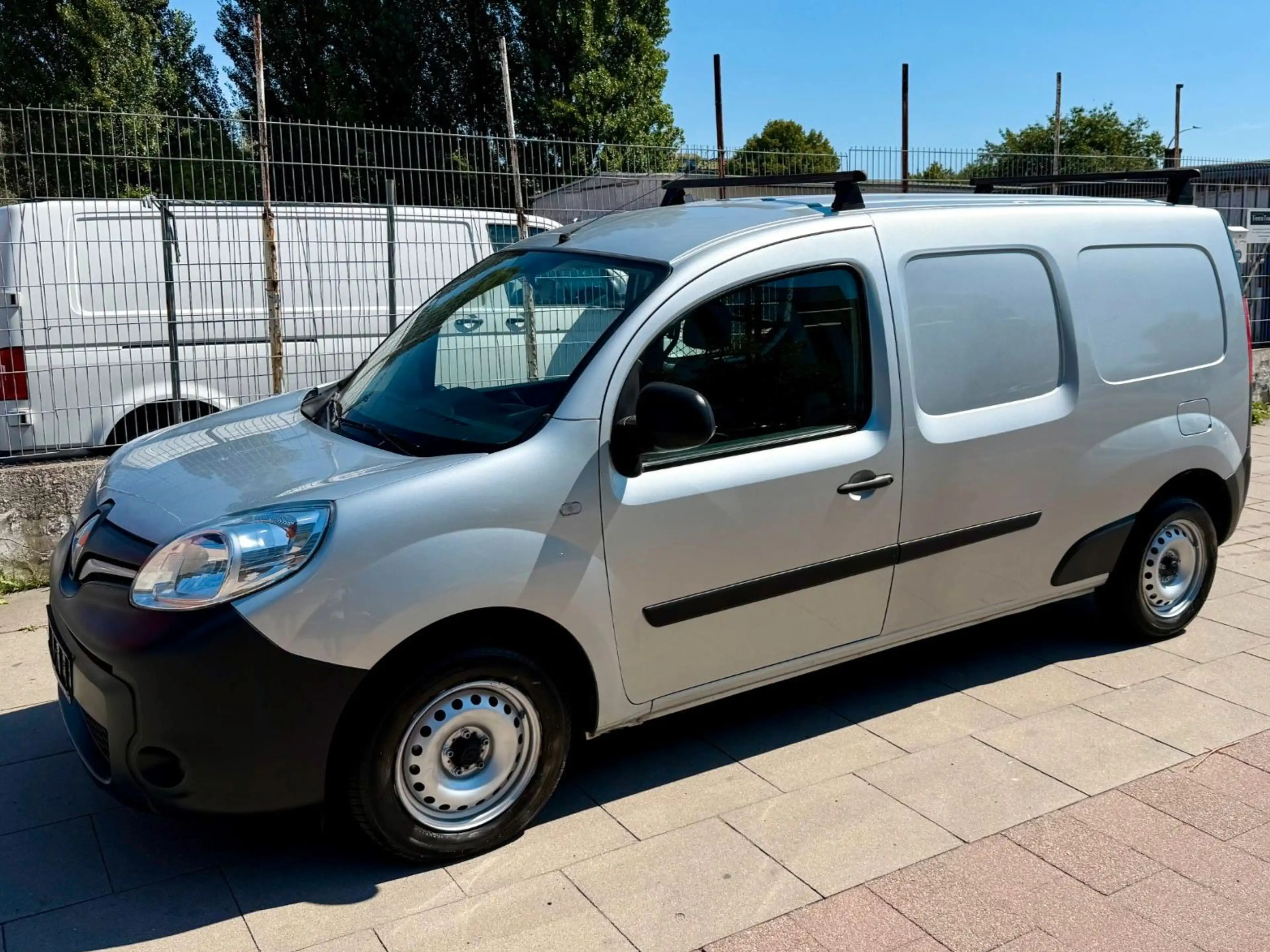 Renault Kangoo Rapid Maxi Extra * 1.HAND * TÜV NEU — photo 2