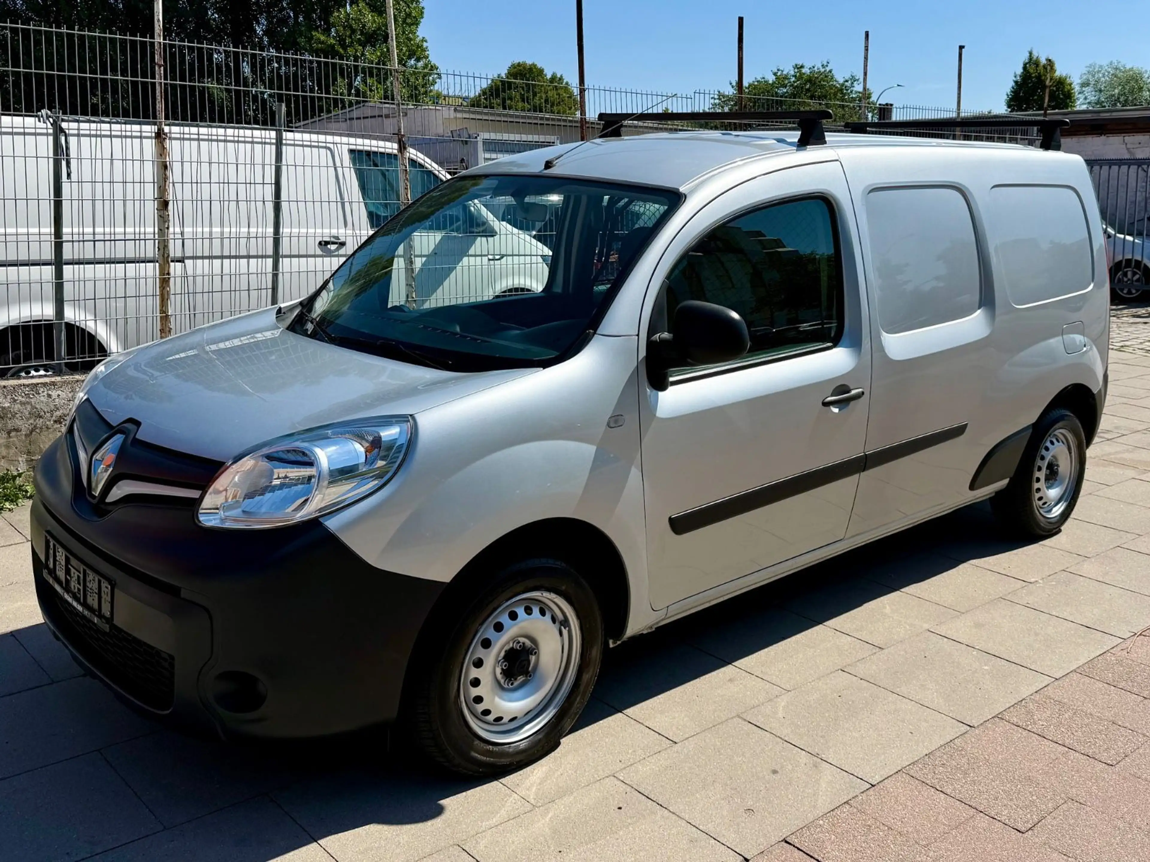 Renault Kangoo Rapid Maxi Extra * 1.HAND * TÜV NEU — photo 3