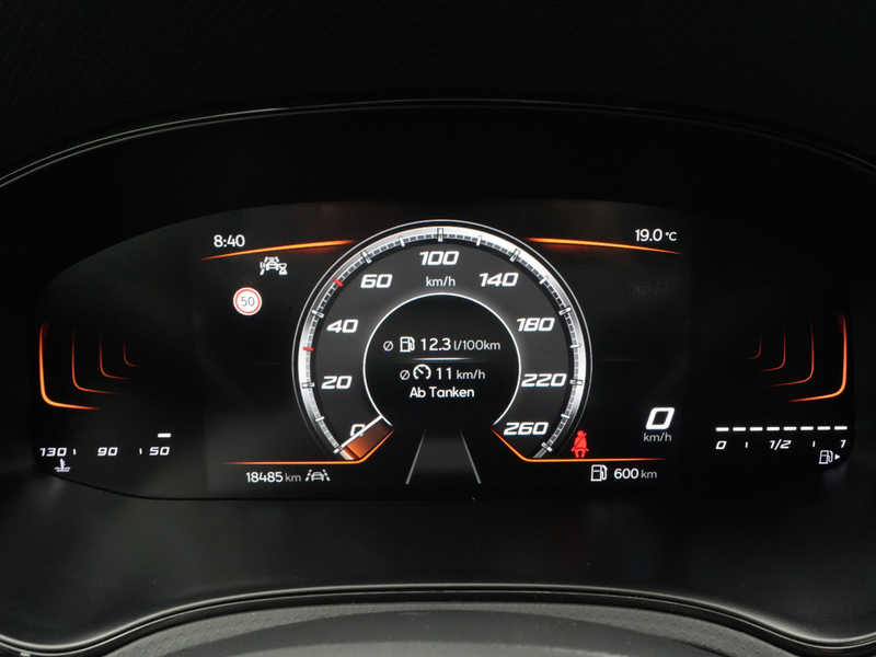 SEAT Arona Style NAVI VIRT ACC KAM SHZ CARPLAY LED — photo 5