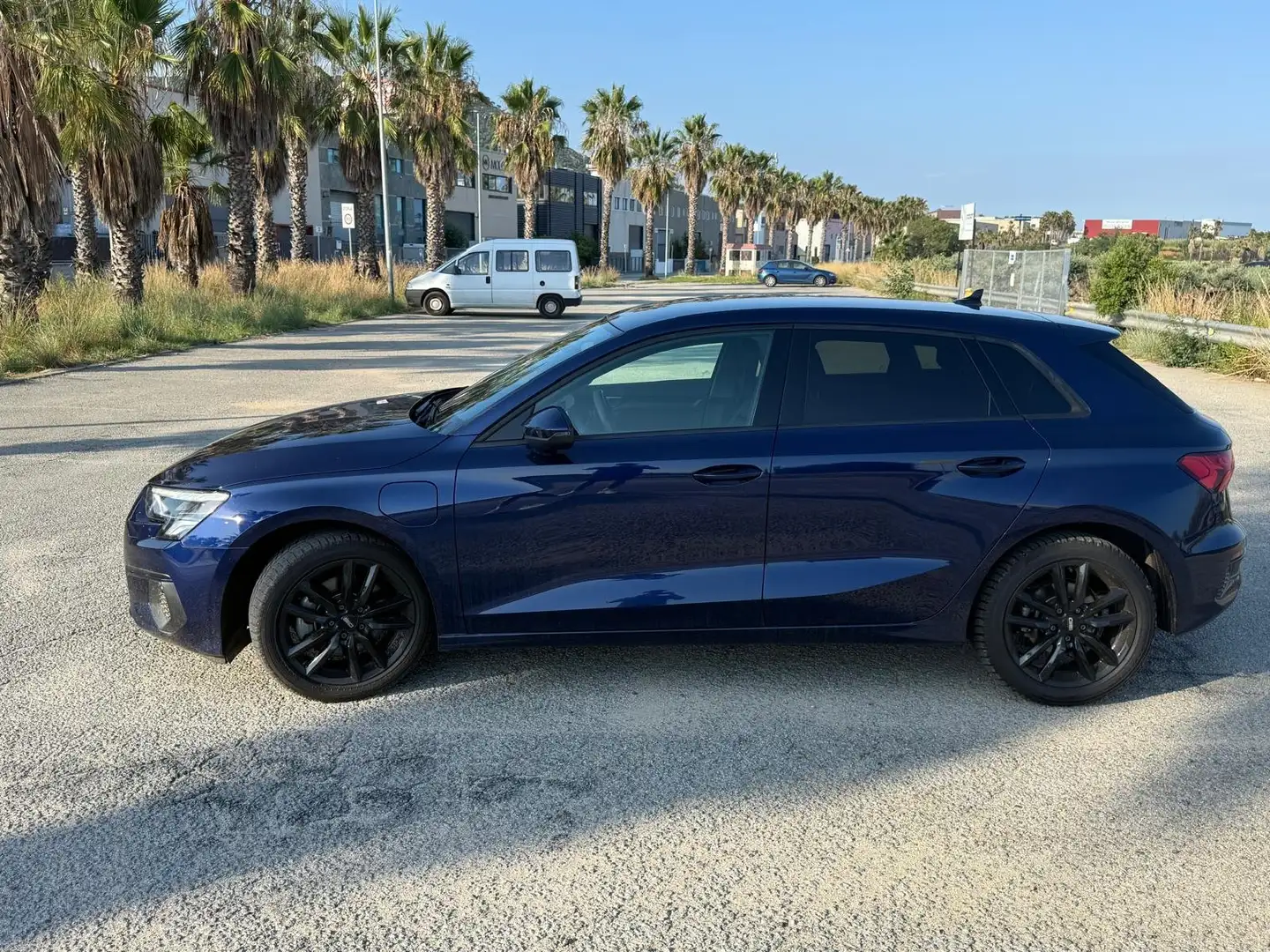 Audi A3 A3 Sportback 40 TFSIe Advanced S tronic Advanced Azul - 2