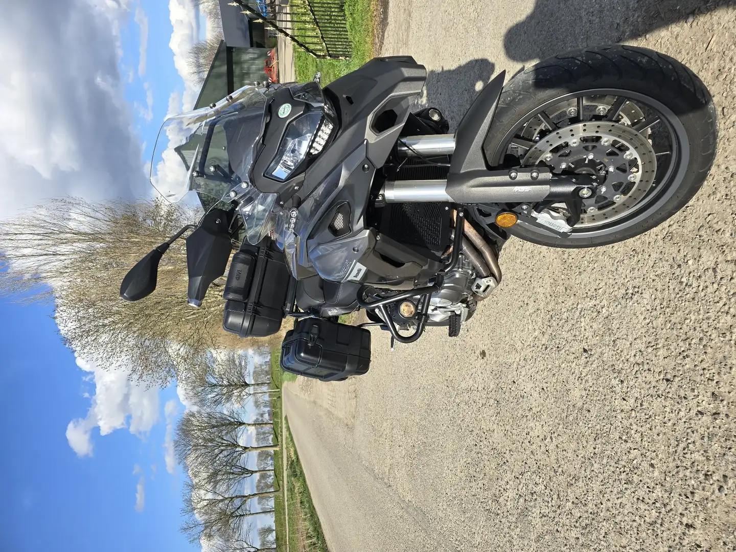 Benelli TRK 502 All Road Grijs - 1