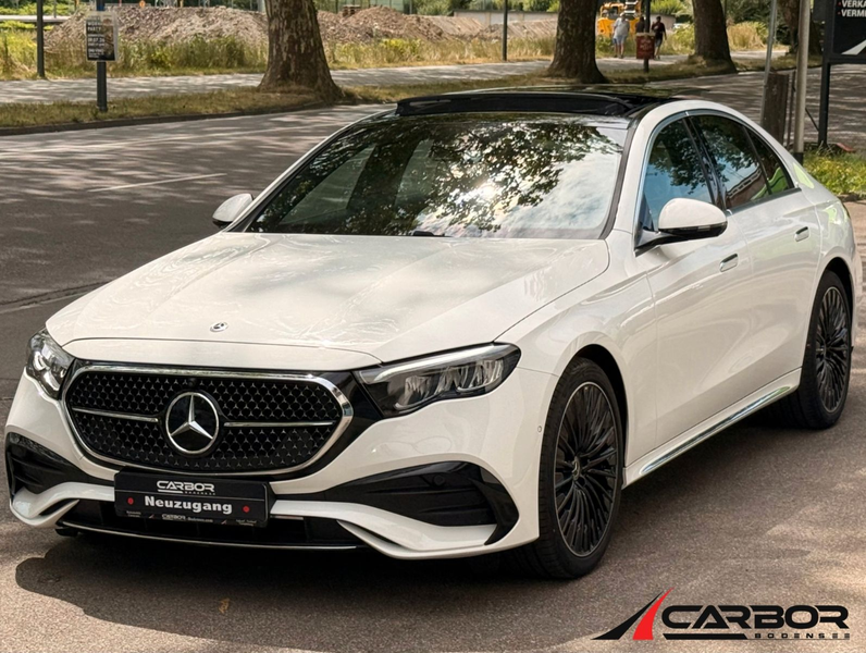 Mercedes-Benz E 200 PETROL/ AMG/ *SUPERSCREEN*/PANO/ LIMOUSINE