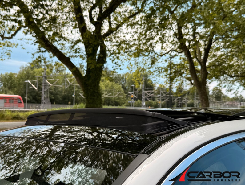 Mercedes-Benz E 200 PETROL/ AMG/ *SUPERSCREEN*/PANO/ LIMOUSINE — photo 12