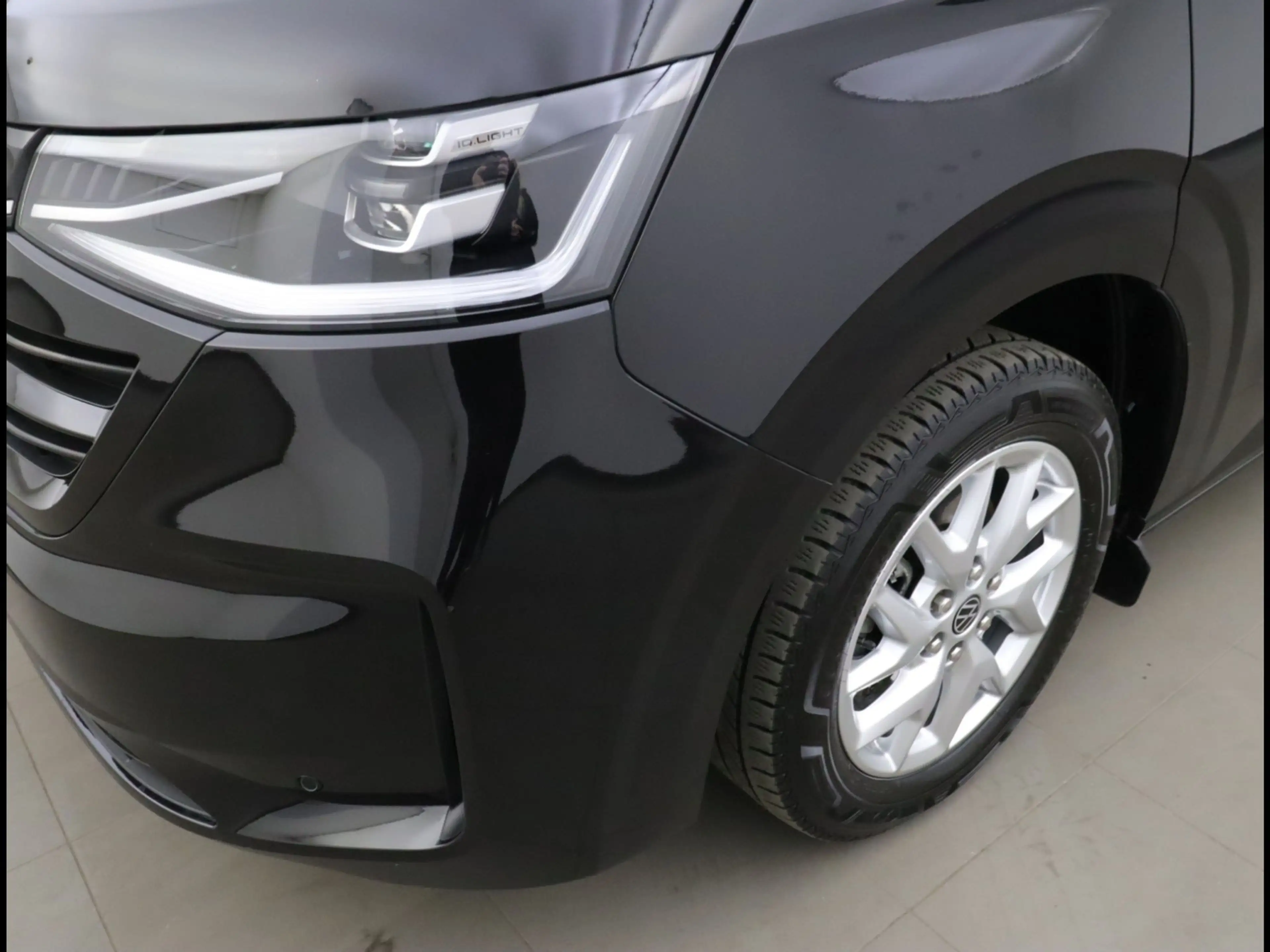 Volkswagen T7 Caravelle STYLE KR 2.0 TDI AUTOMATIK 8-SITZER ( — photo 4