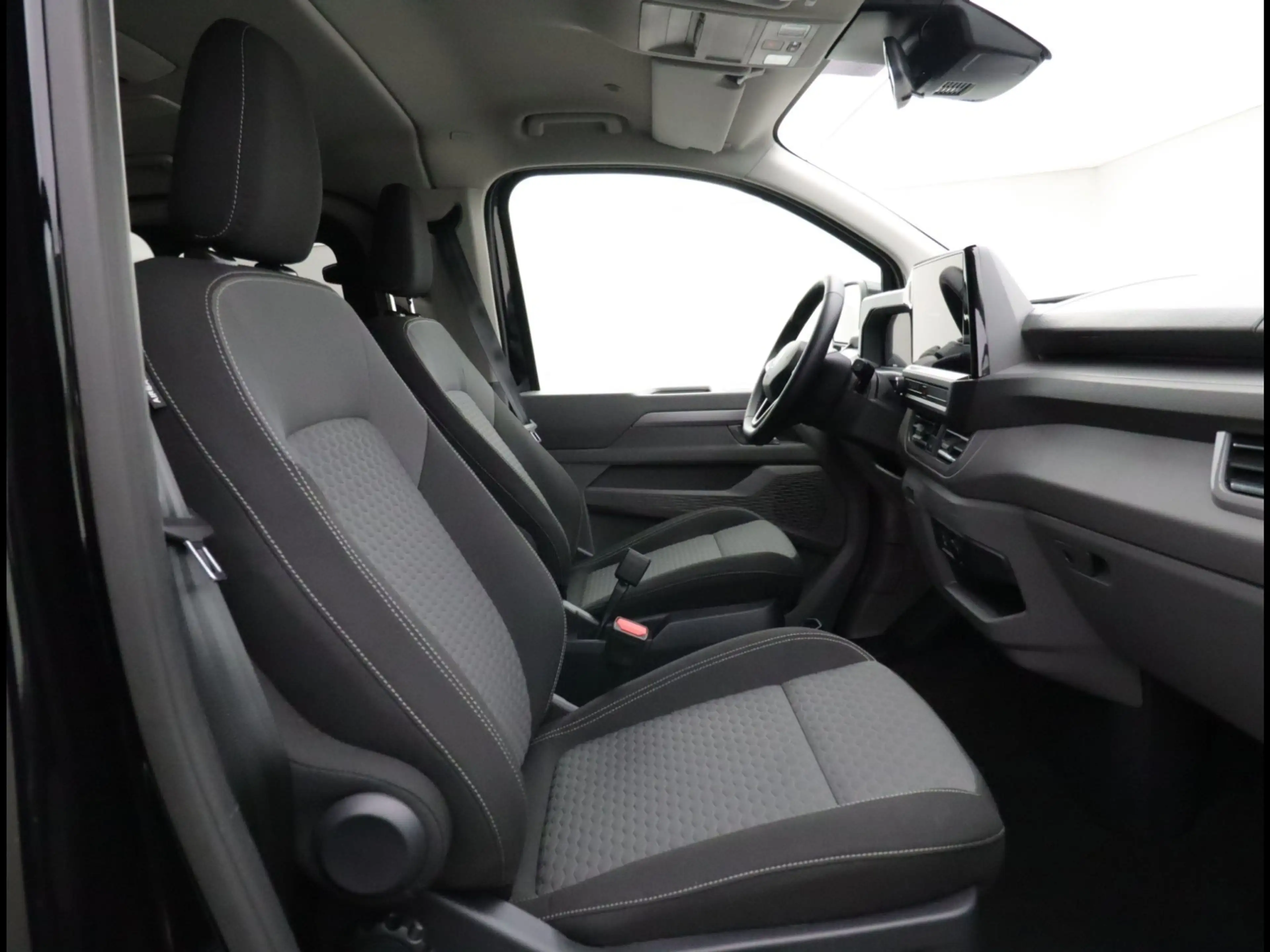 Volkswagen T7 Caravelle STYLE KR 2.0 TDI AUTOMATIK 8-SITZER ( — photo 6