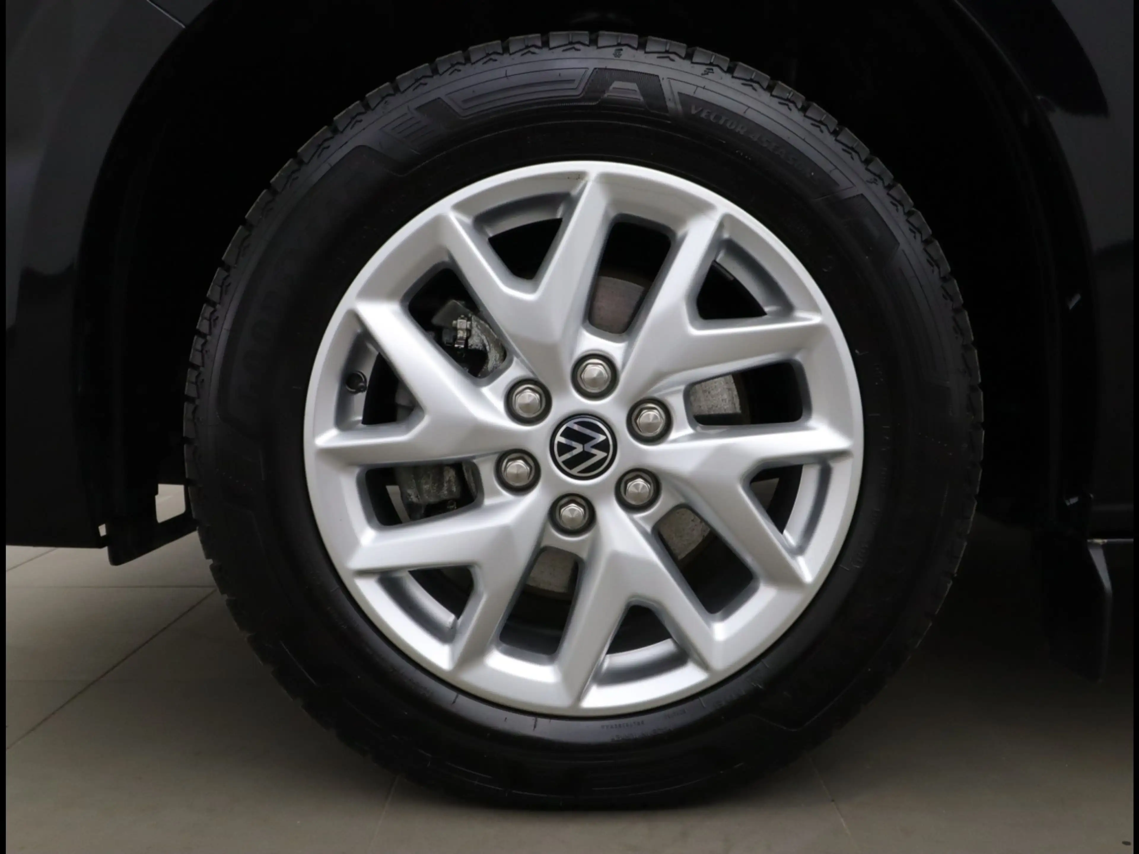 Volkswagen T7 Caravelle STYLE KR 2.0 TDI AUTOMATIK 8-SITZER ( — photo 15
