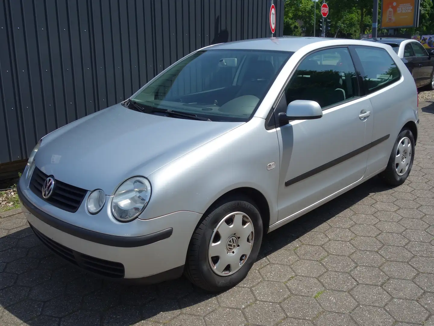 Volkswagen Polo 1.4 Comfortline Automatik Zilver - 2