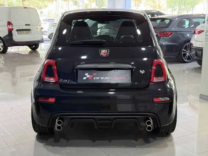 Abarth 695 2024, foto 11