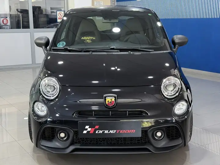 Abarth 695 2024, foto 2